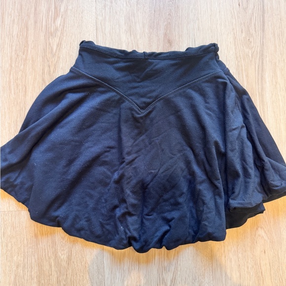 Oh Polly black skort - Picture 2 of 3